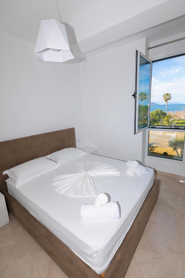 Seaview Apartment *