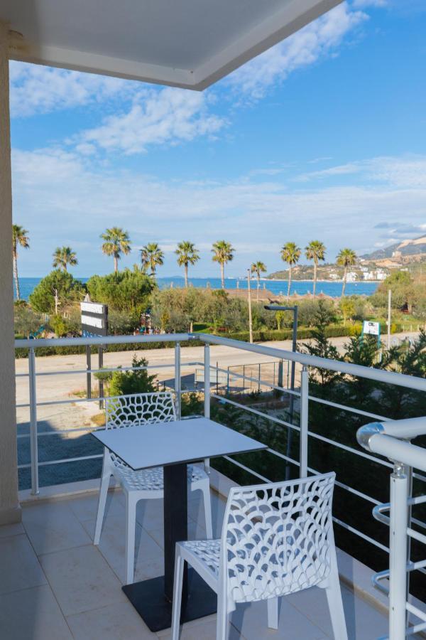 Seaview Apartment *
